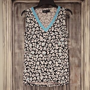 Floral V-Neck Sleeveless Top - Black, White and Blue